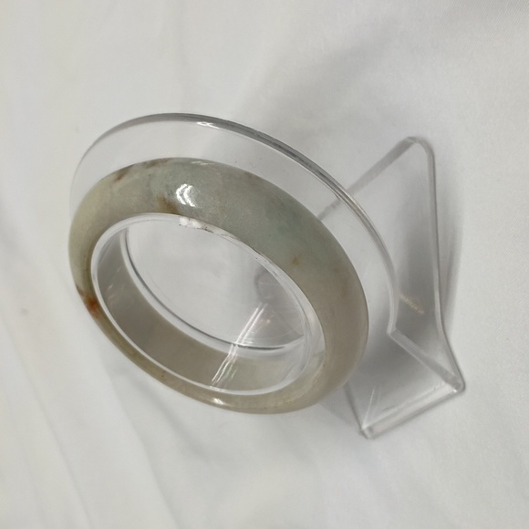 Jadeite Bangle - Picture 3 of 6